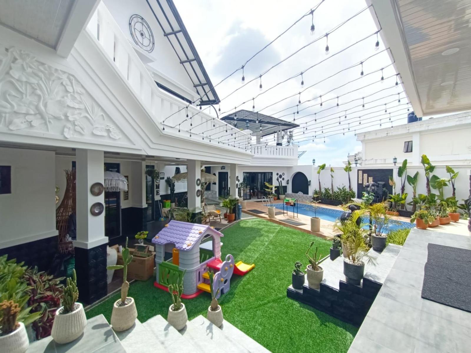 Villa Kota Bunga Malini 10 Cikundul Ngoại thất bức ảnh