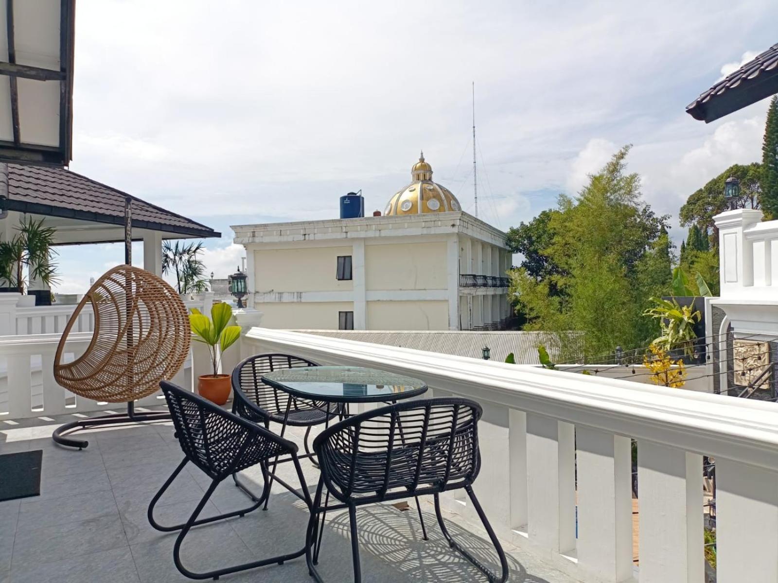 Villa Kota Bunga Malini 10 Cikundul Ngoại thất bức ảnh