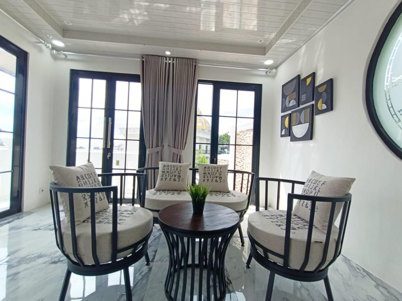 Villa Kota Bunga Malini 10 Cikundul Ngoại thất bức ảnh
