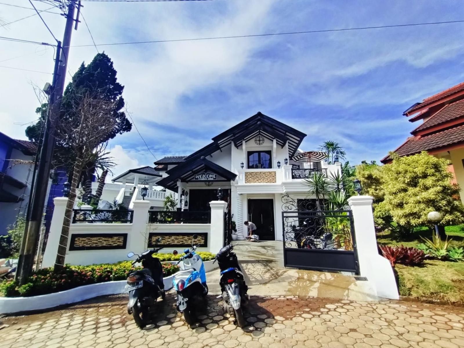 Villa Kota Bunga Malini 10 Cikundul Ngoại thất bức ảnh